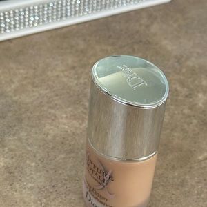Capture total cell energy, Dior serum foundation